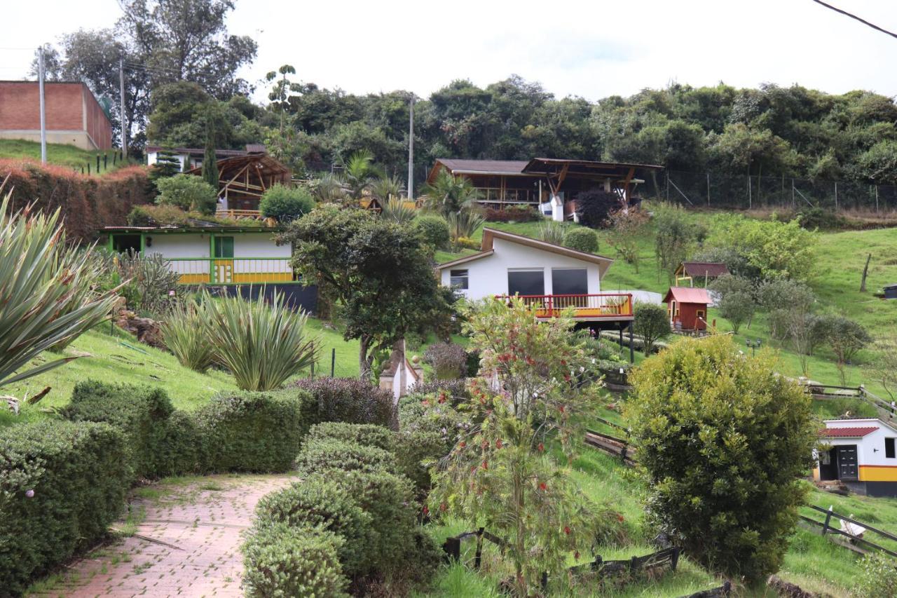 Campsite Glamping En Granja Campo Hermoso