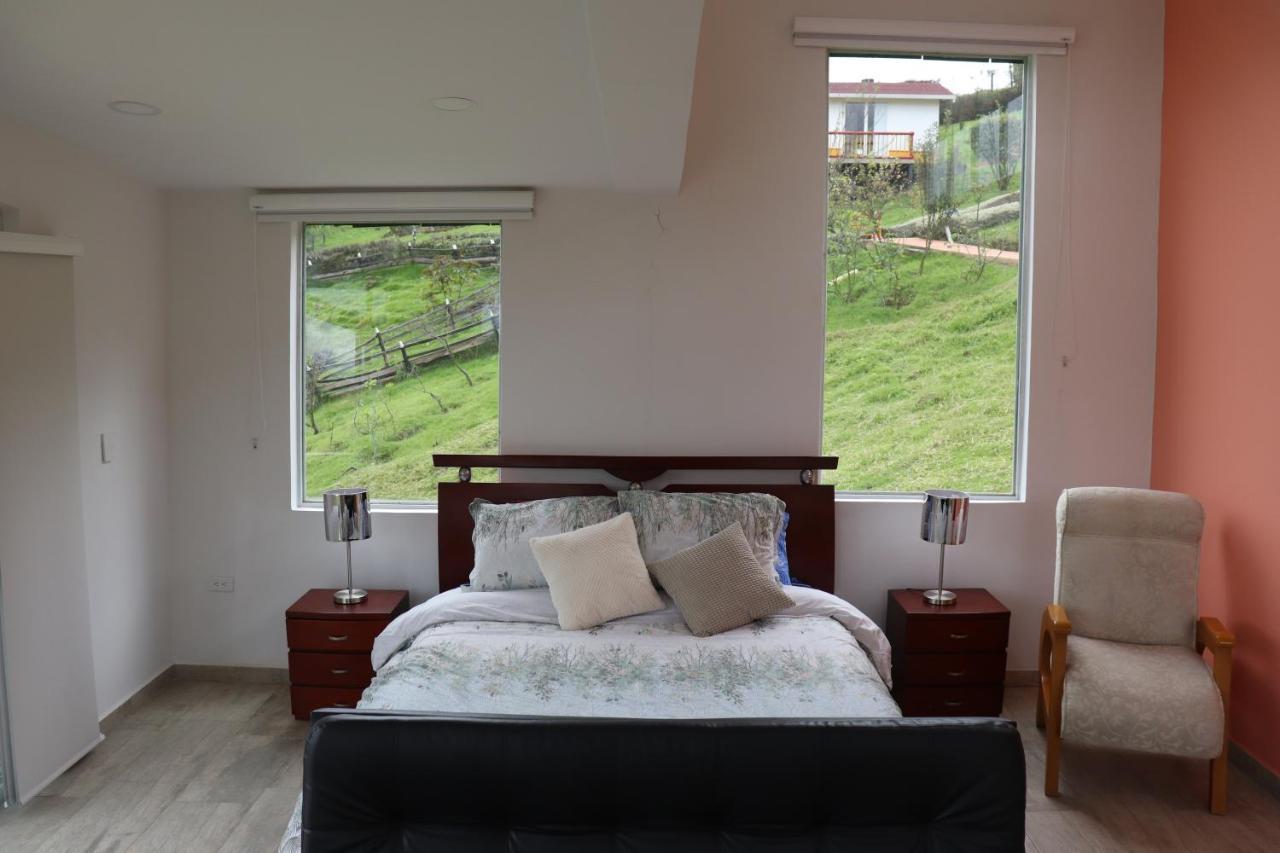 Glamping En Granja Campo Hermoso